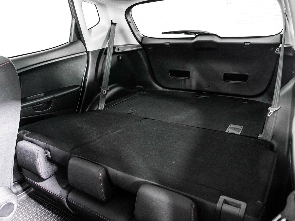 Kia Venga с пробегом — 2016 год. Фото: #14