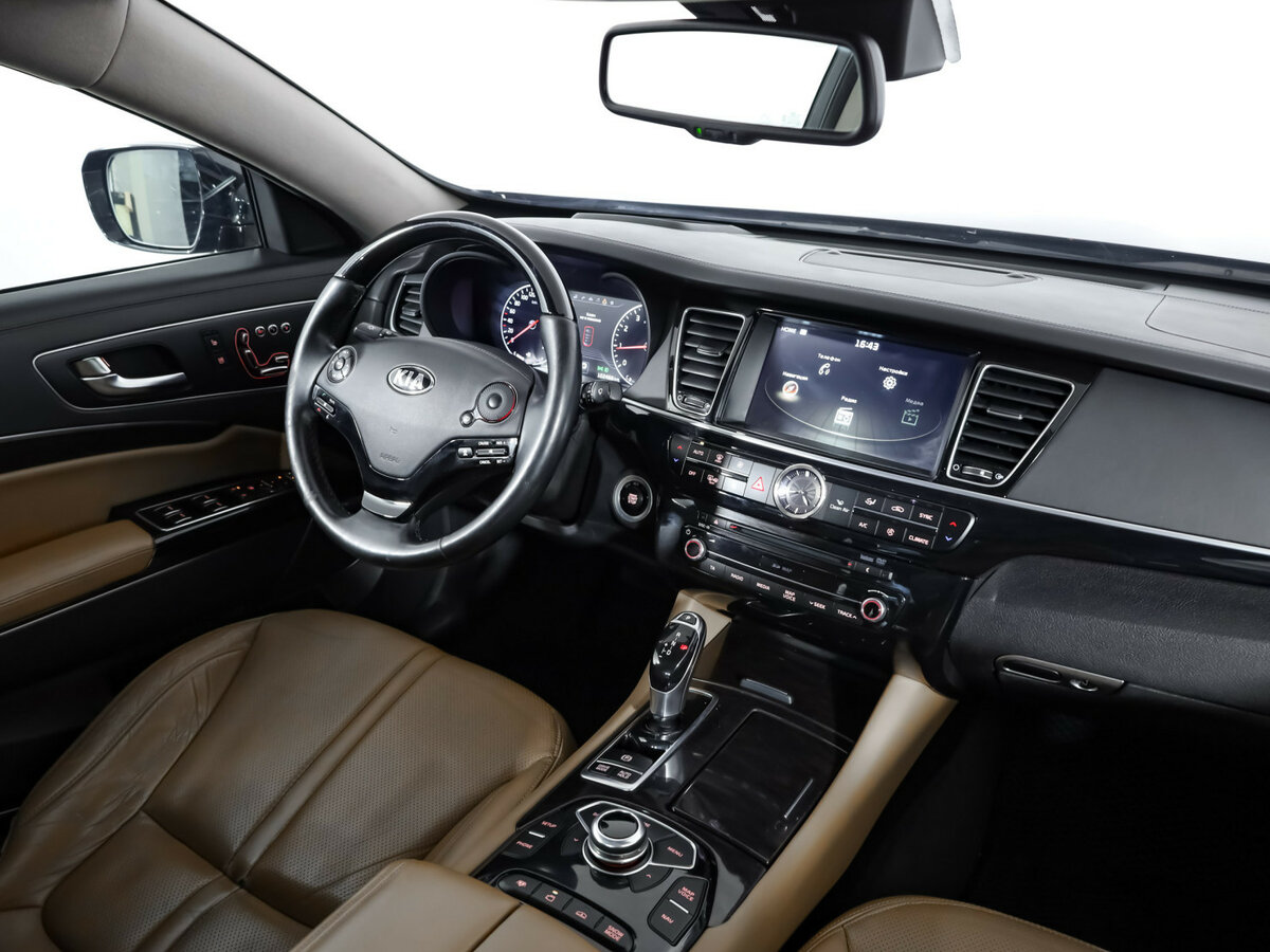 Kia Quoris с пробегом — 2017 год. Фото: #5