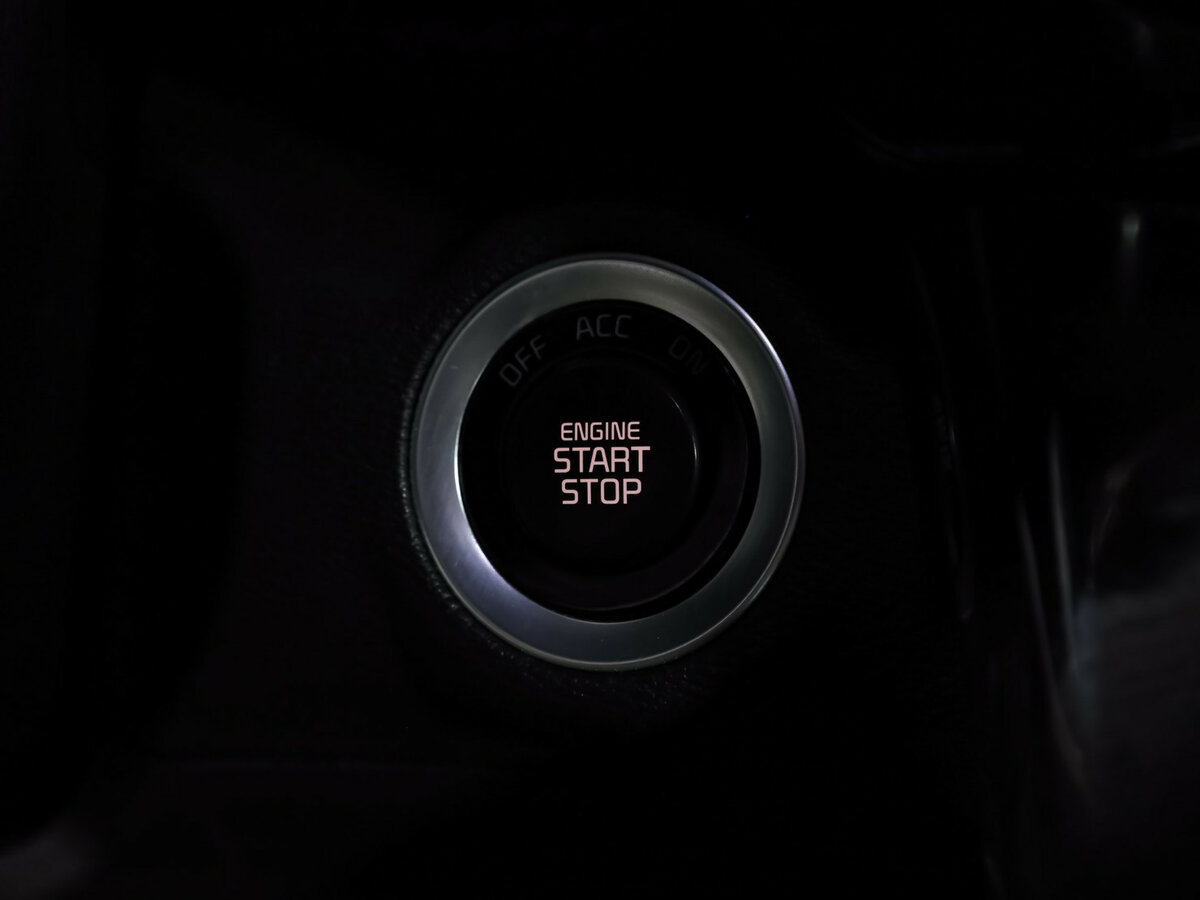 Kia Quoris с пробегом — 2017 год. Фото: #14