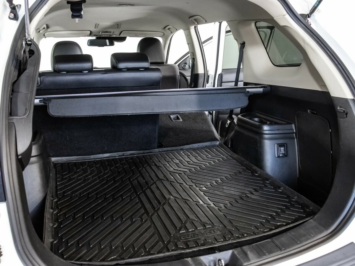 Mitsubishi Outlander с пробегом — 2017 год. Фото: #27