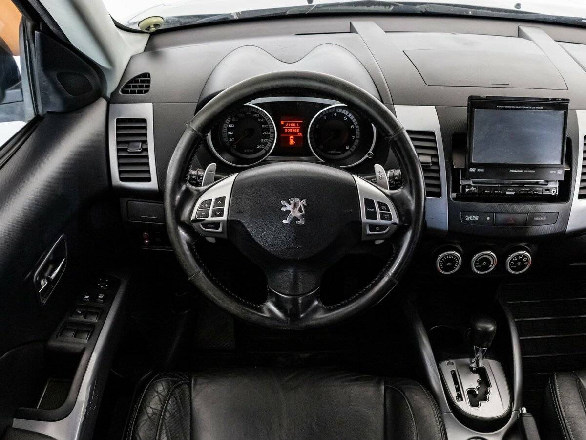 Peugeot 4007 с пробегом — 2008 год. Фото: #8