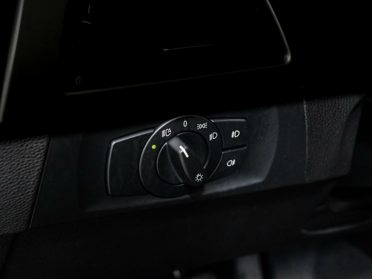 BMW 3 серии с пробегом — 2008 год. Фото: #12