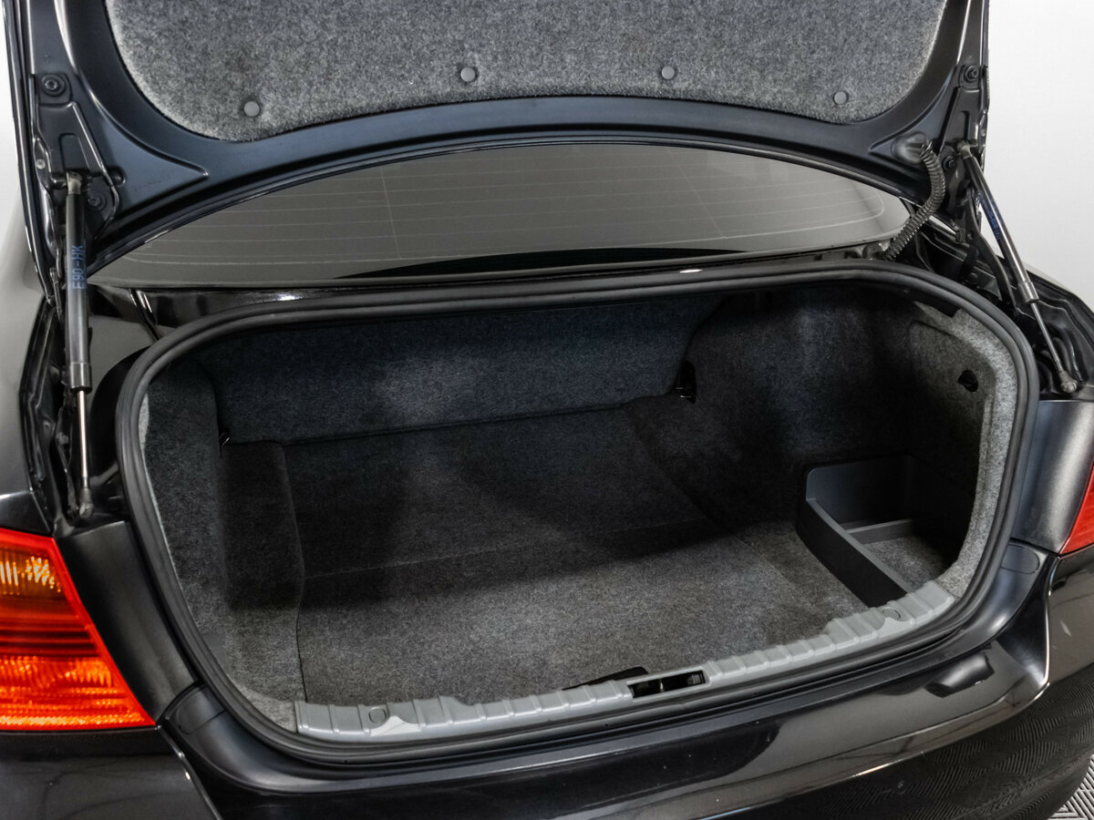 BMW 3 серии с пробегом — 2008 год. Фото: #19