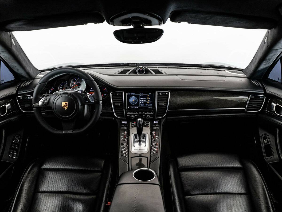Porsche Panamera с пробегом — 2012 год. Фото: #11