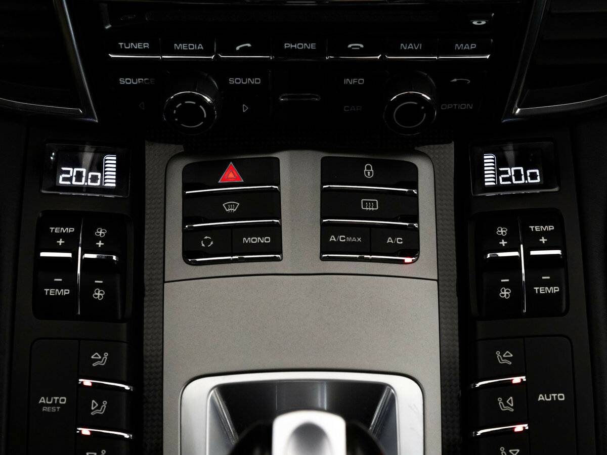 Porsche Panamera с пробегом — 2012 год. Фото: #16