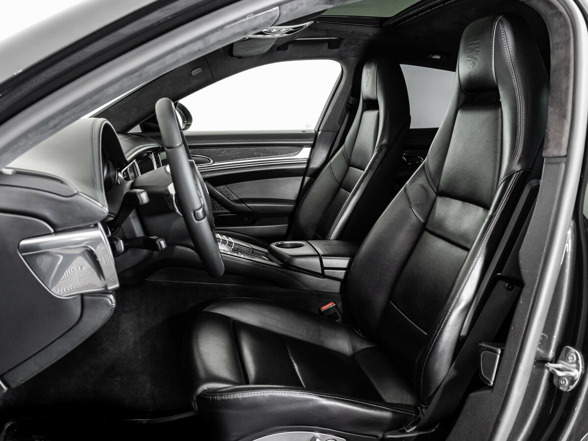 Porsche Panamera с пробегом — 2012 год. Фото: #26