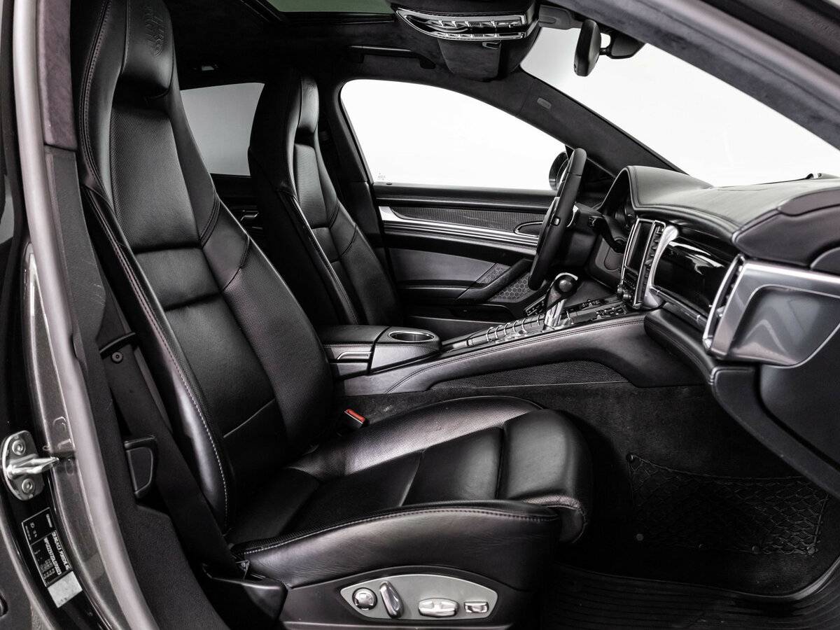 Porsche Panamera с пробегом — 2012 год. Фото: #27