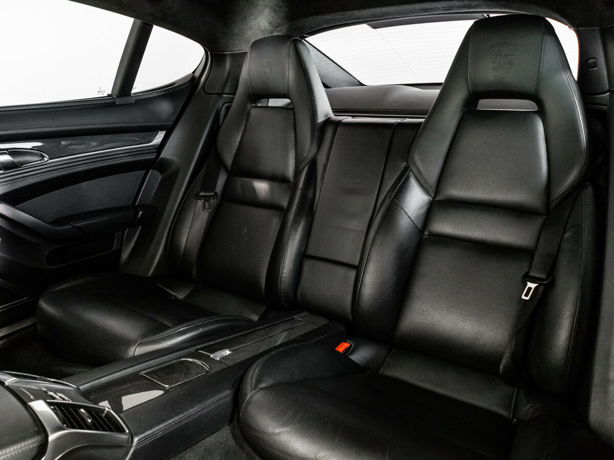 Porsche Panamera с пробегом — 2012 год. Фото: #28