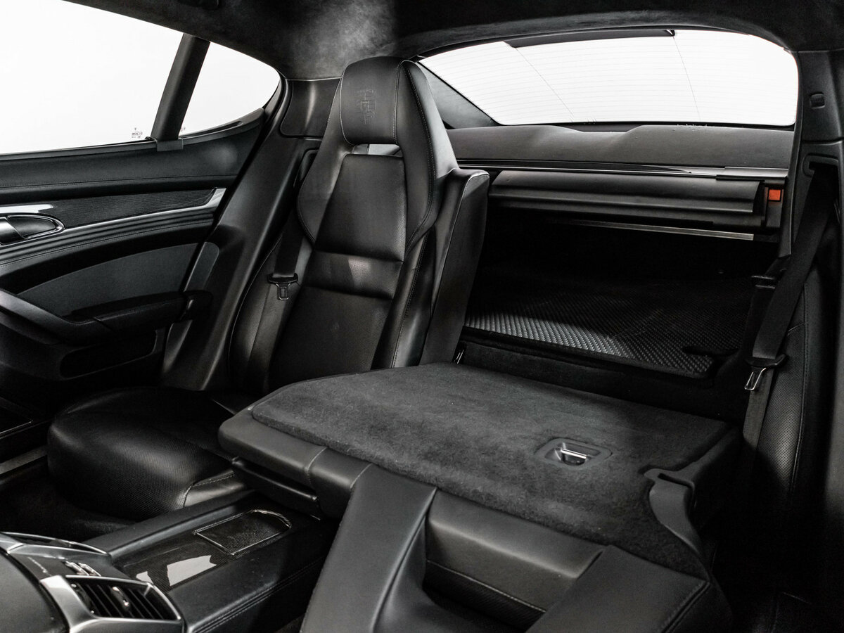 Porsche Panamera с пробегом — 2012 год. Фото: #29