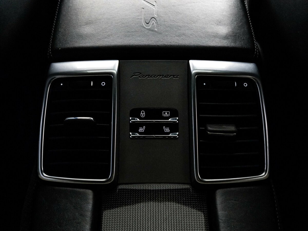 Porsche Panamera с пробегом — 2012 год. Фото: #33