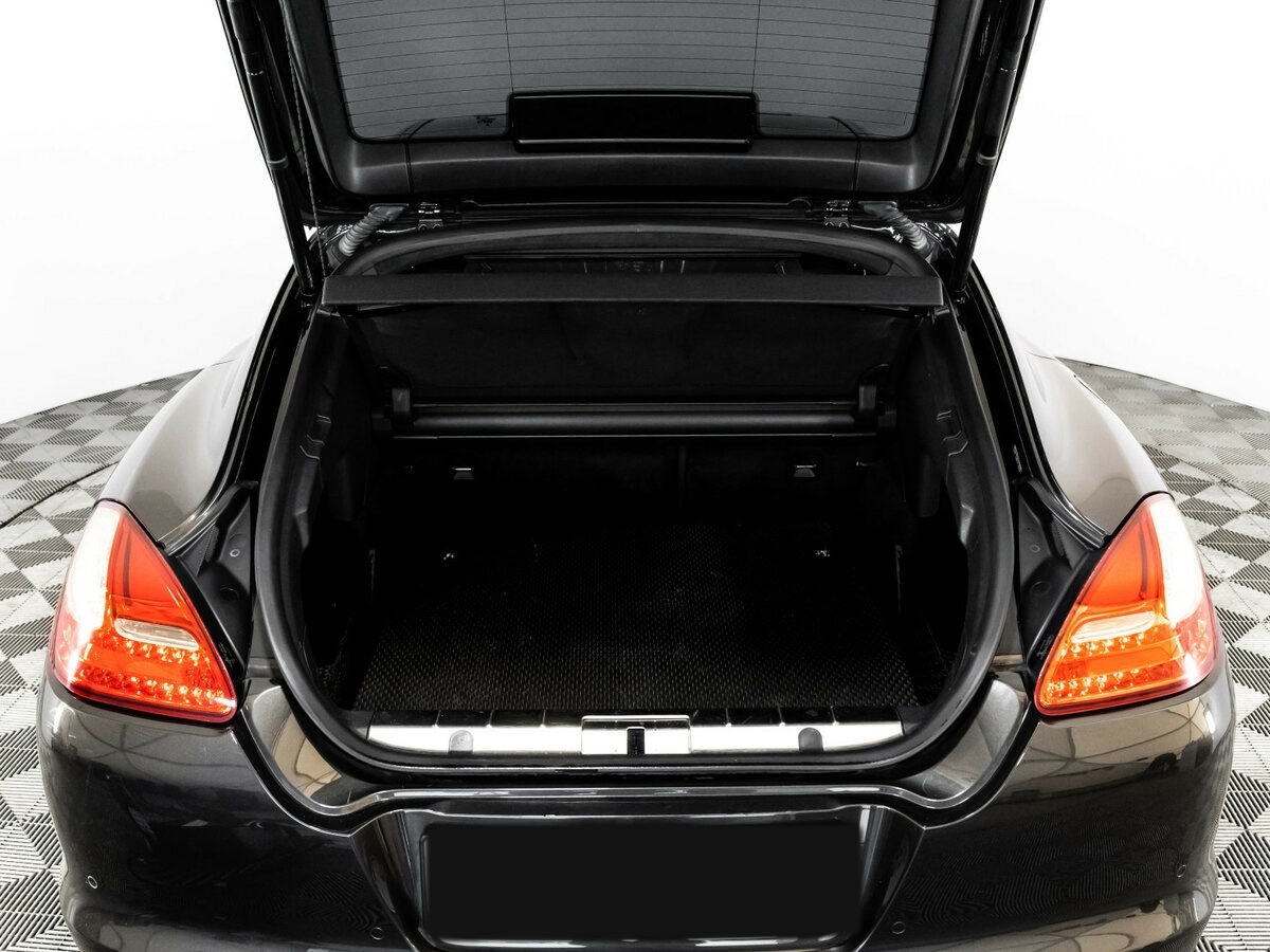 Porsche Panamera с пробегом — 2012 год. Фото: #36