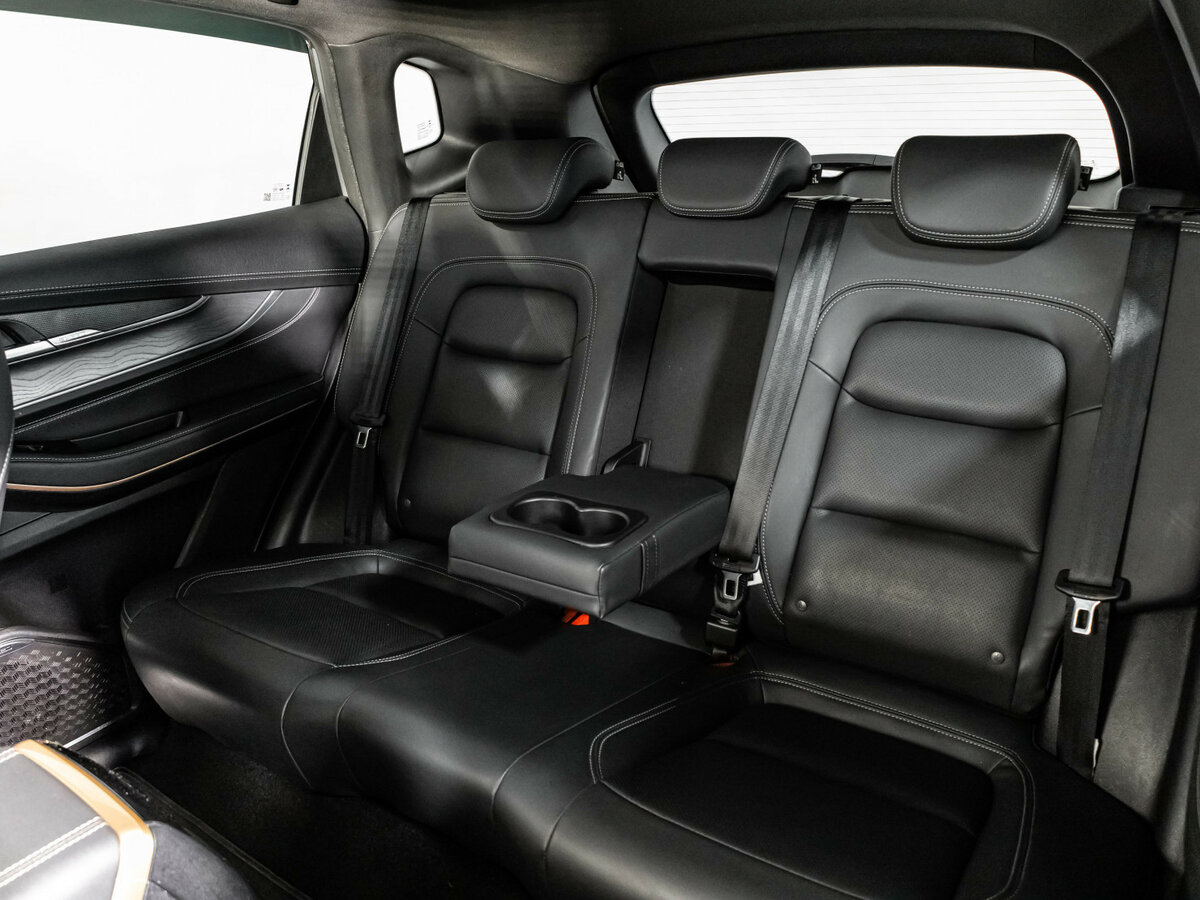 EXEED LX с пробегом — 2024 год. Фото: #15