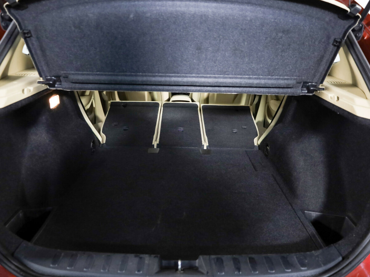 BMW X1 с пробегом — 2011 год. Фото: #13