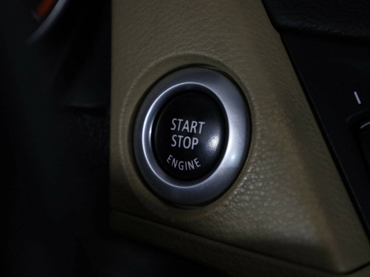 BMW X1 с пробегом — 2011 год. Фото: #18