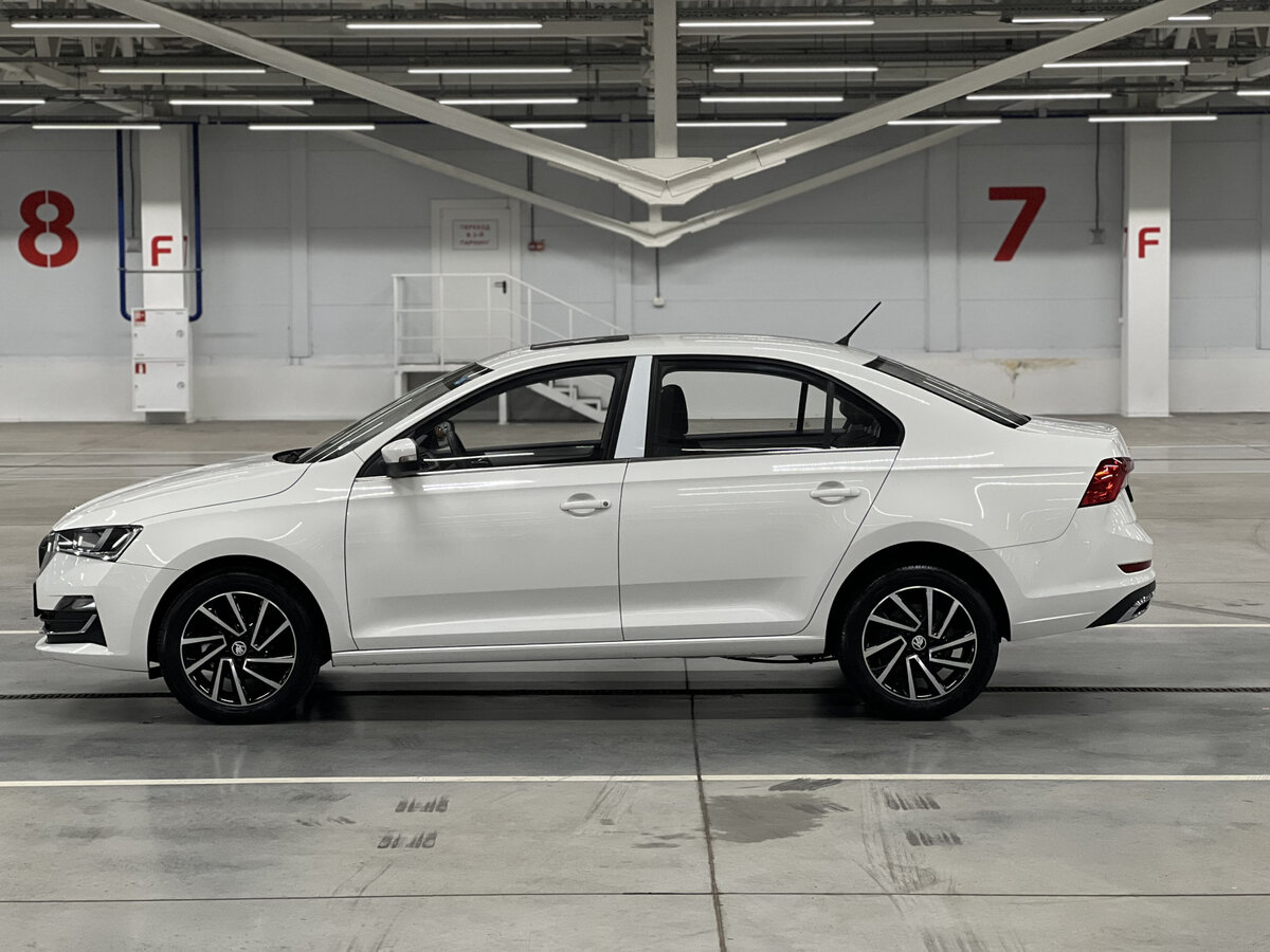 Skoda Rapid с пробегом — 2023 год. Фото: #3