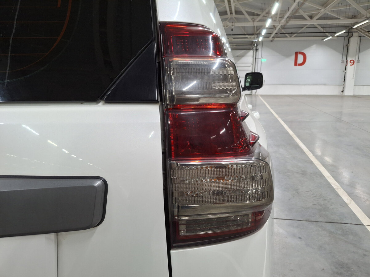 Toyota Land Cruiser Prado с пробегом — 2014 год. Фото: #5