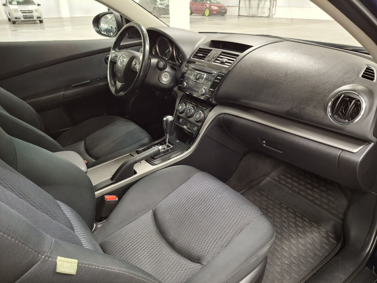 Mazda 6 с пробегом — 2011 год. Фото: #9