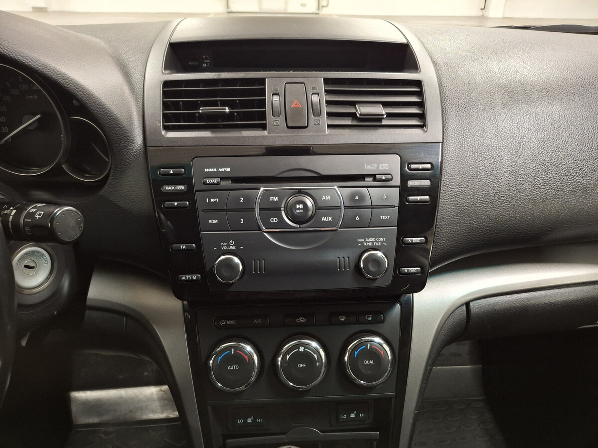 Mazda 6 с пробегом — 2011 год. Фото: #13