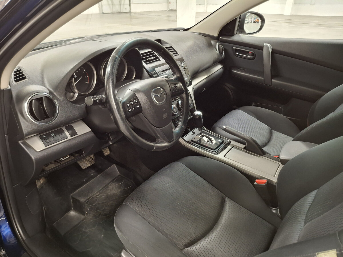 Mazda 6 с пробегом — 2011 год. Фото: #14