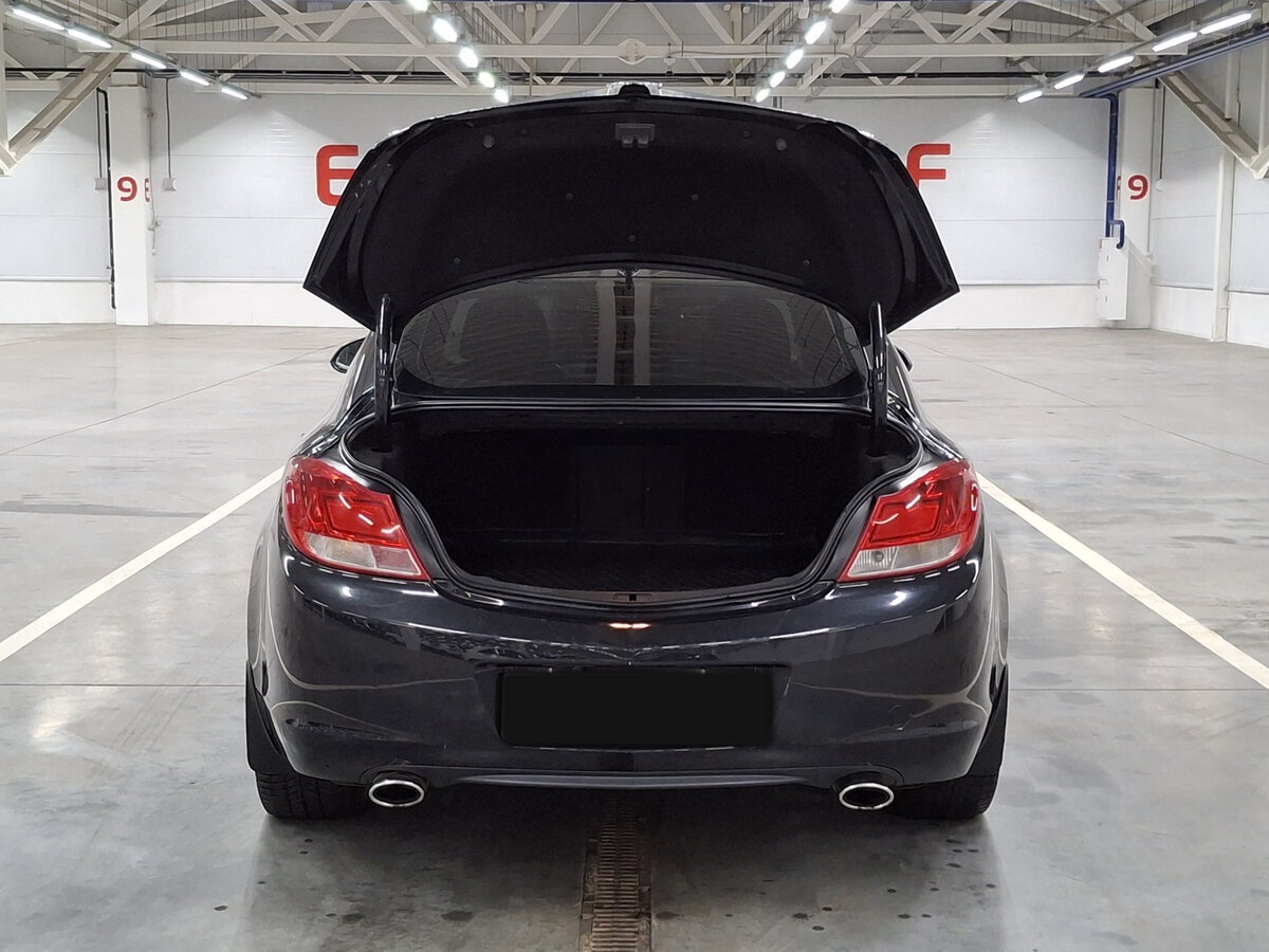 Opel Insignia с пробегом — 2011 год. Фото: #9