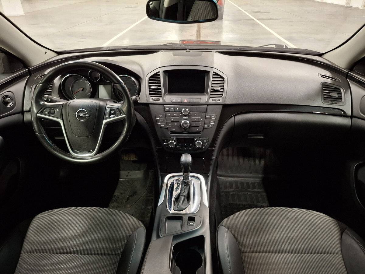 Opel Insignia с пробегом — 2011 год. Фото: #13