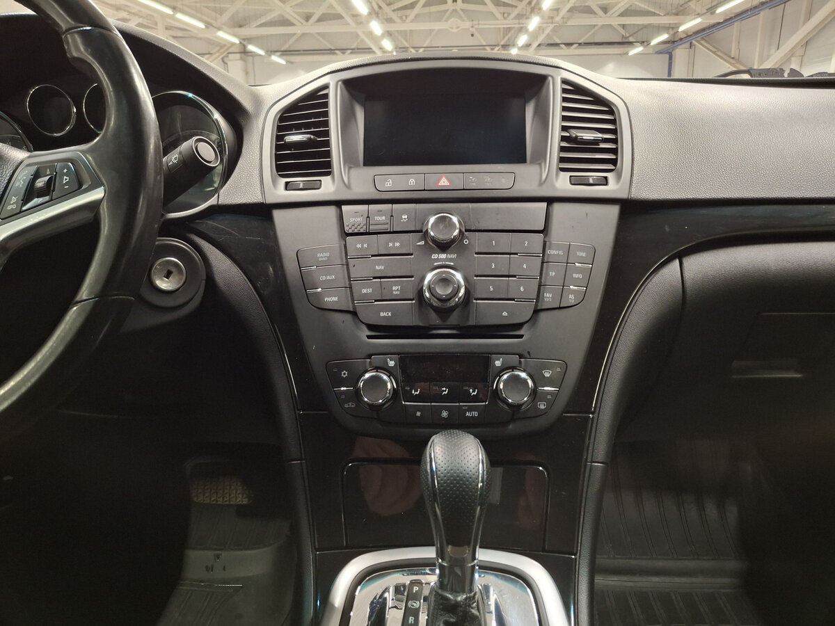 Opel Insignia с пробегом — 2011 год. Фото: #14