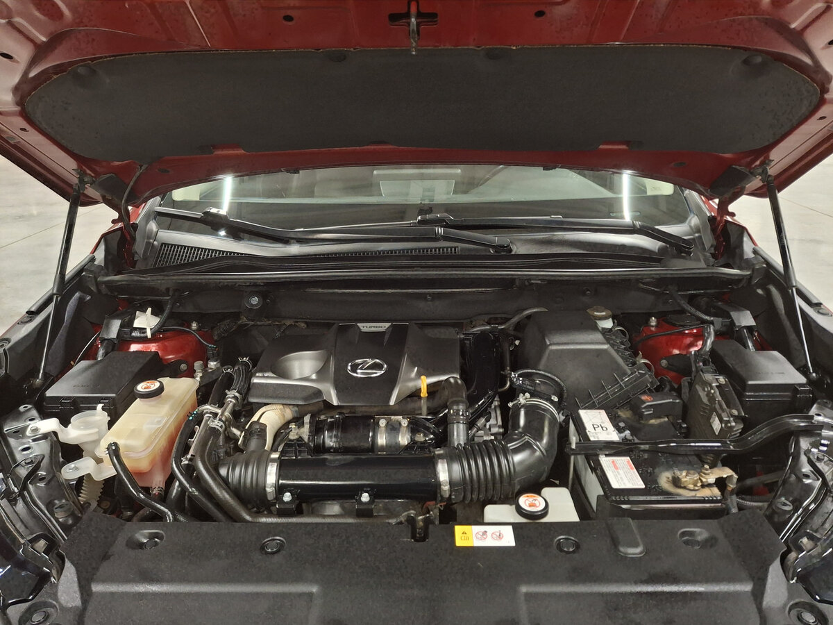 Lexus NX с пробегом — 2017 год. Фото: #8