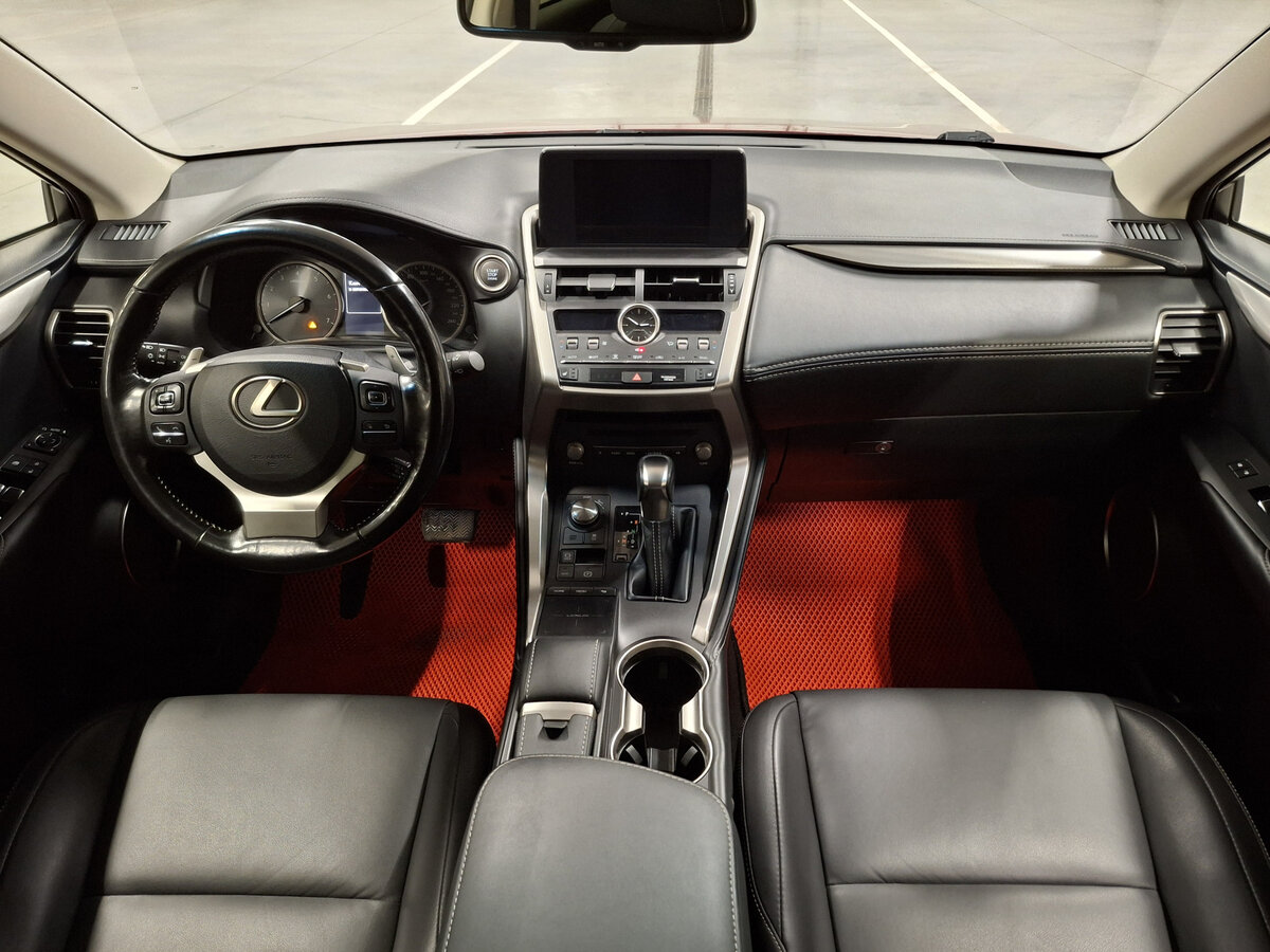 Lexus NX с пробегом — 2017 год. Фото: #13