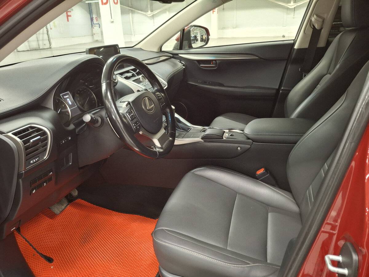 Lexus NX с пробегом — 2017 год. Фото: #14