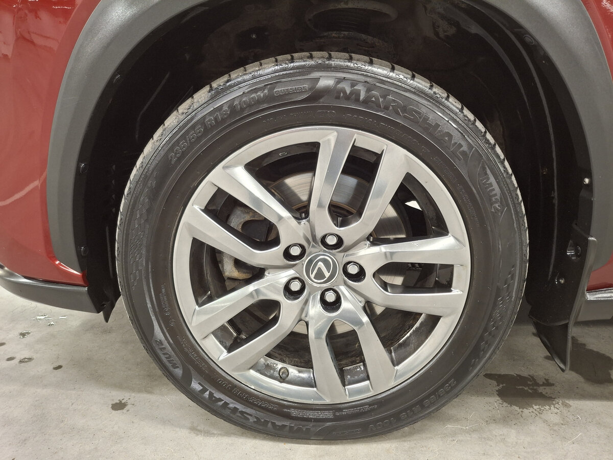 Lexus NX с пробегом — 2017 год. Фото: #16