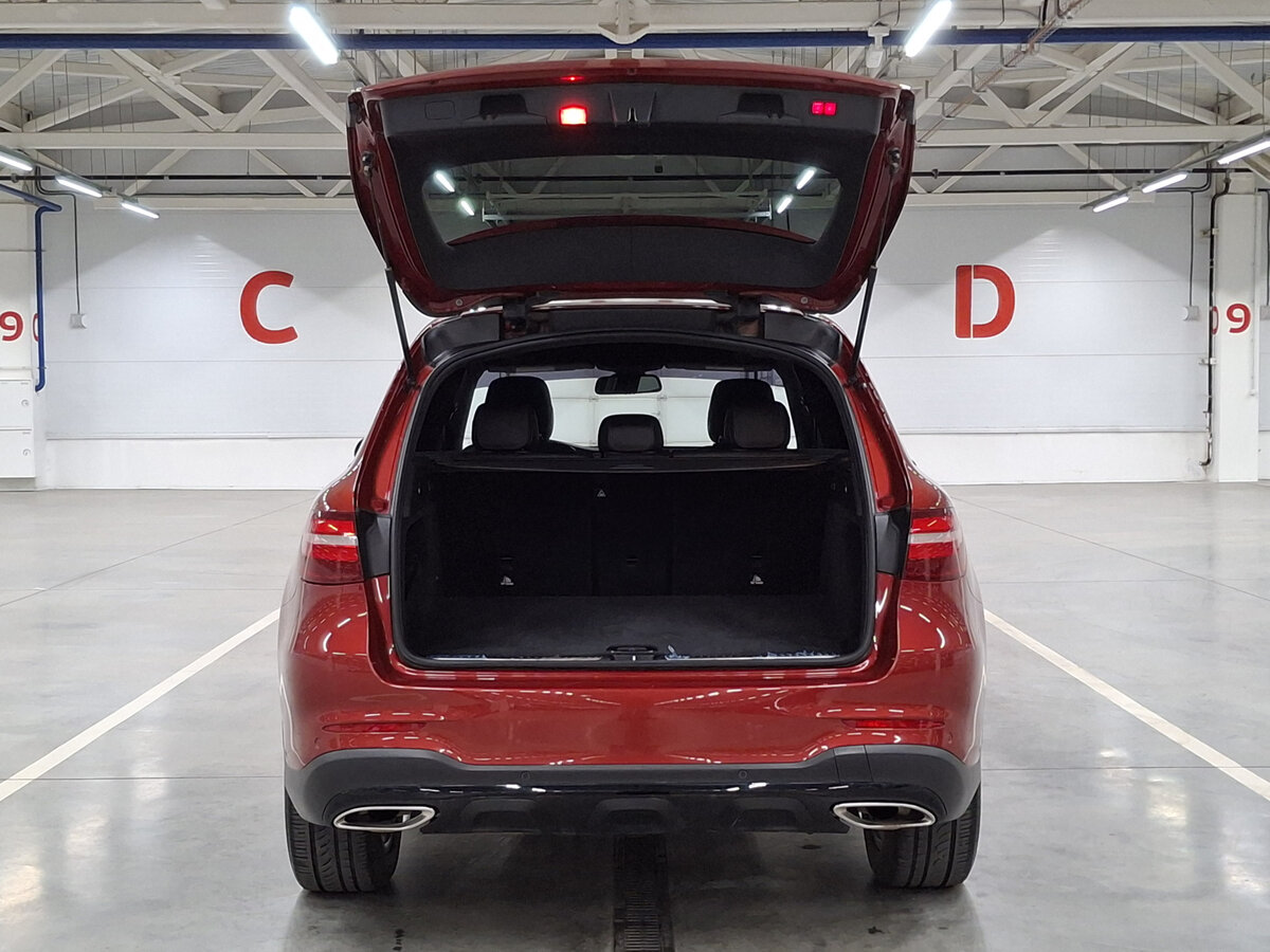 Mercedes-Benz GLC с пробегом — 2018 год. Фото: #9