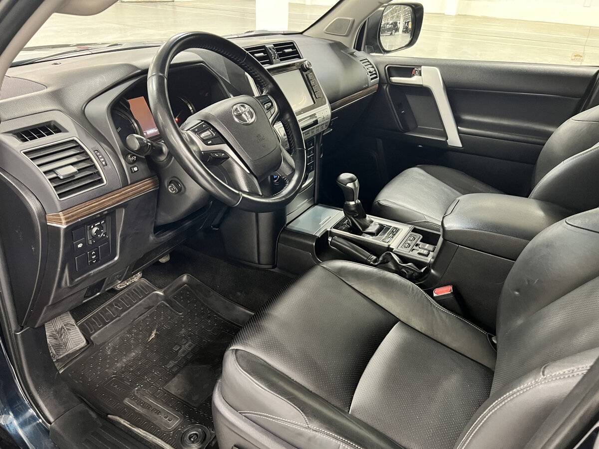 Toyota Land Cruiser Prado с пробегом — 2017 год. Фото: #15
