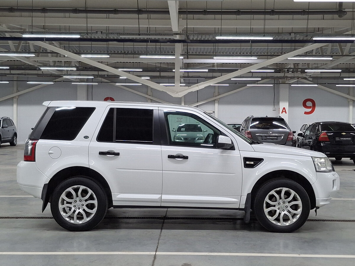Land Rover Freelander с пробегом — 2010 год. Фото: #3