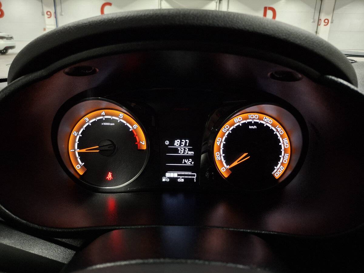 Lada (ВАЗ) Granta с пробегом — 2023 год. Фото: #12