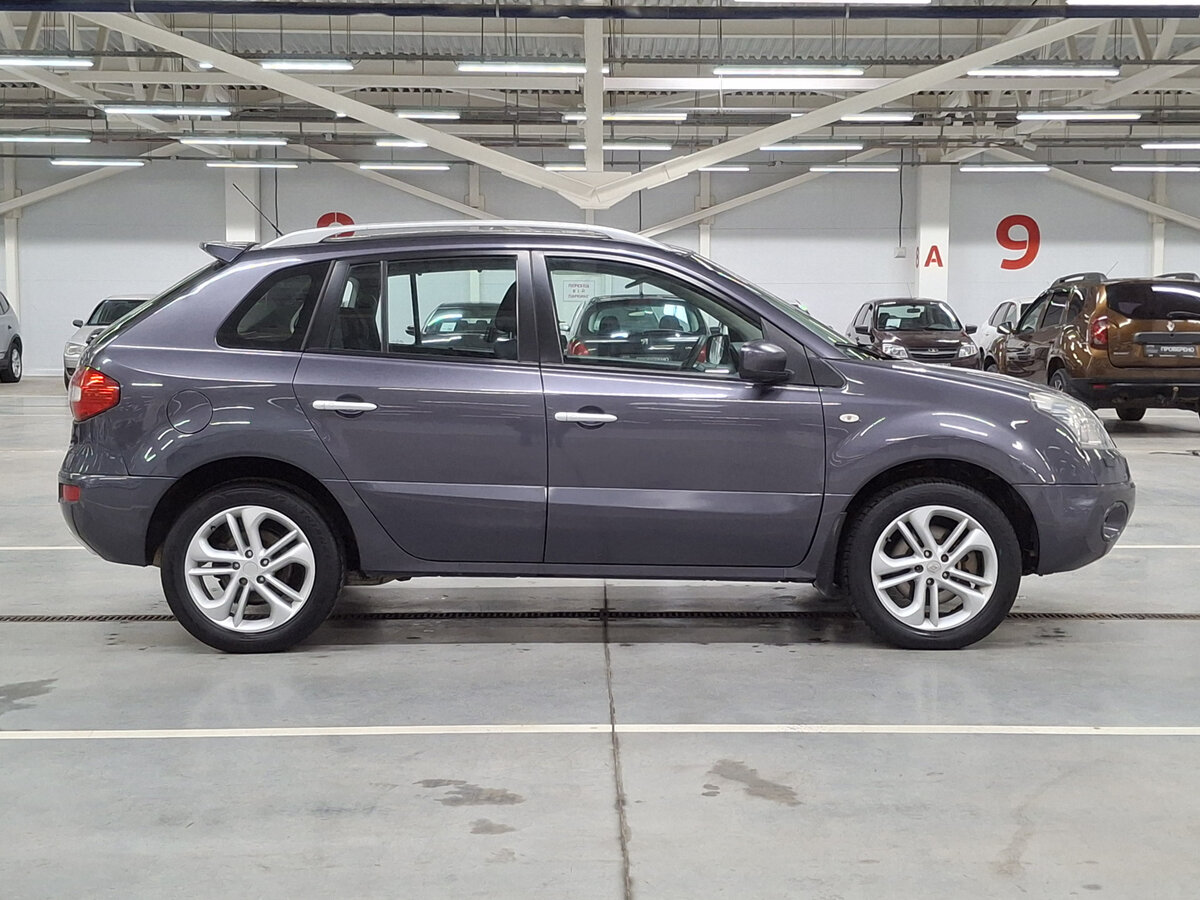 Renault Koleos с пробегом — 2010 год. Фото: #3