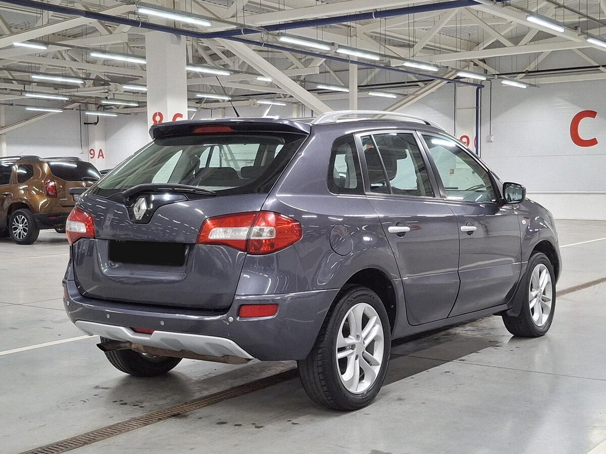 Renault Koleos с пробегом — 2010 год. Фото: #4