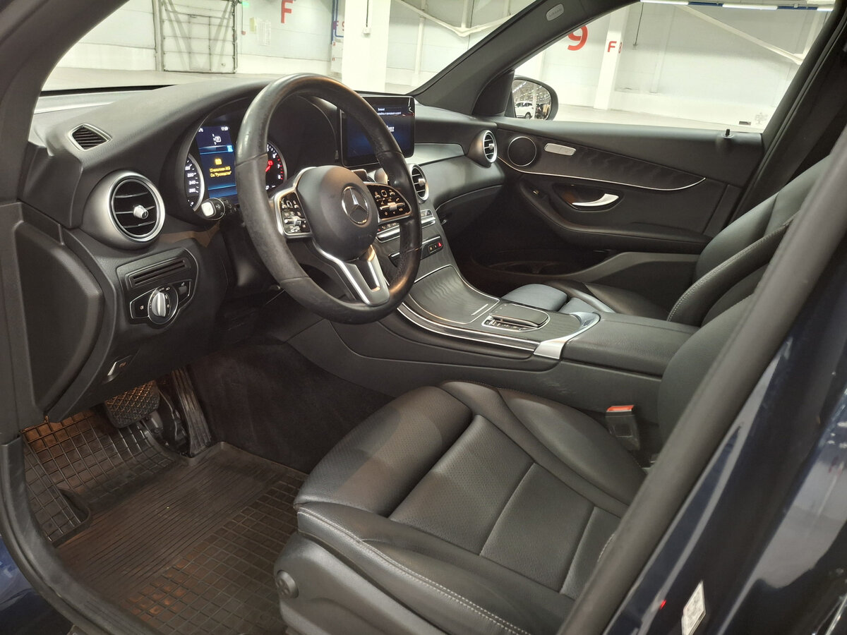 Mercedes-Benz GLC с пробегом — 2021 год. Фото: #15