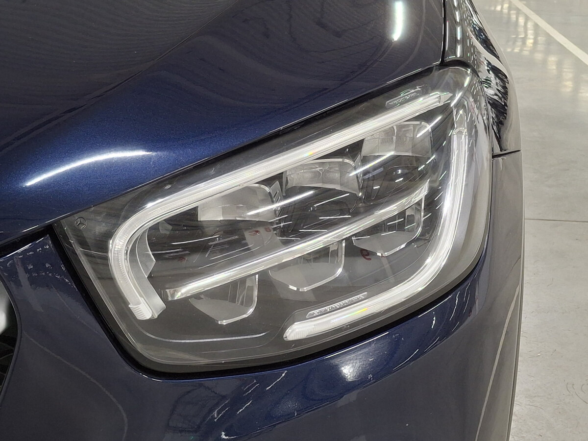 Mercedes-Benz GLC с пробегом — 2021 год. Фото: #16