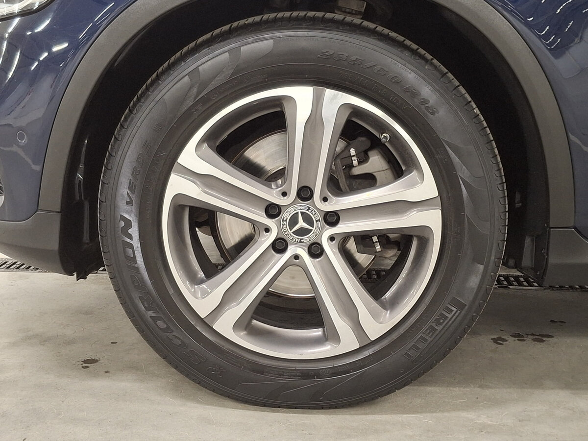 Mercedes-Benz GLC с пробегом — 2021 год. Фото: #17