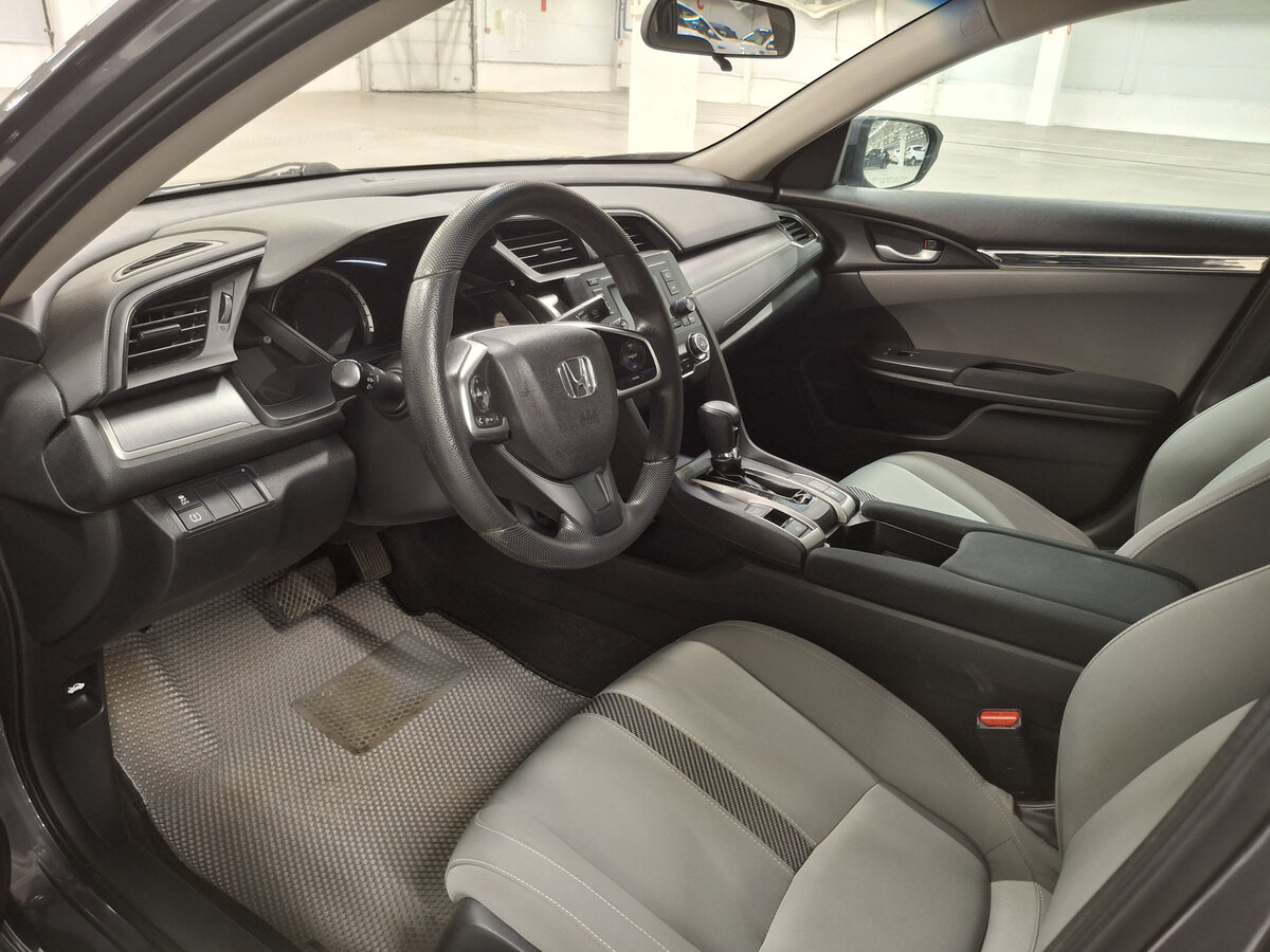 Honda Civic с пробегом — 2016 год. Фото: #15