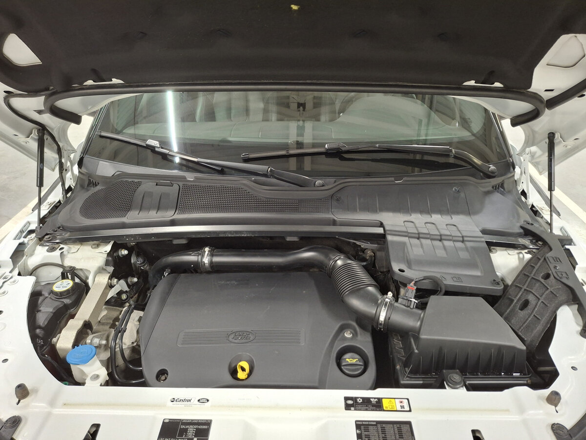 Land Rover Range Rover Evoque с пробегом — 2015 год. Фото: #8