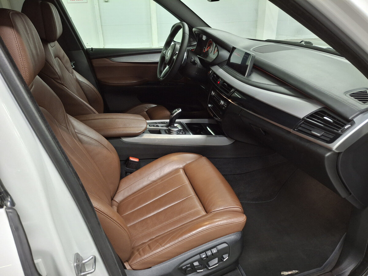 BMW X5 с пробегом — 2016 год. Фото: #10