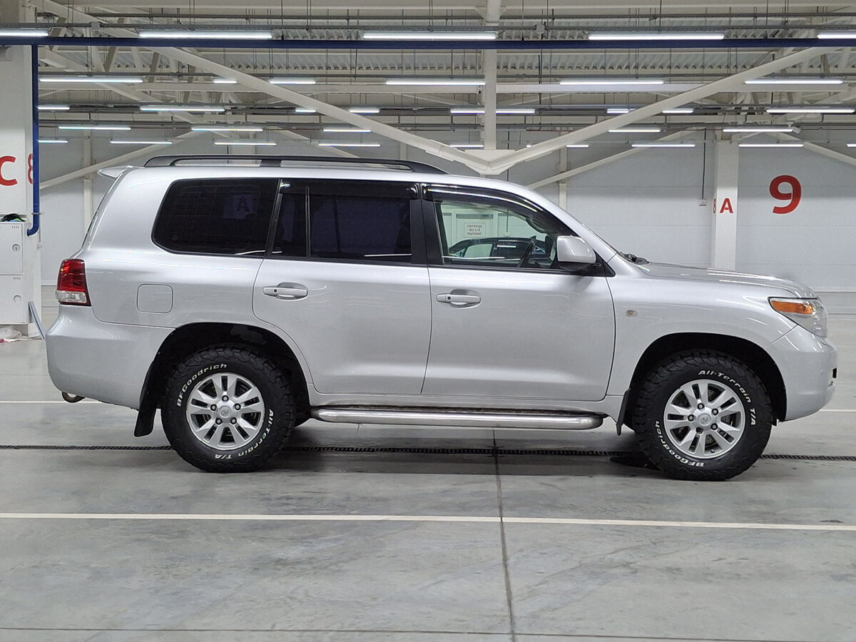 Toyota Land Cruiser с пробегом — 2008 год. Фото: #3