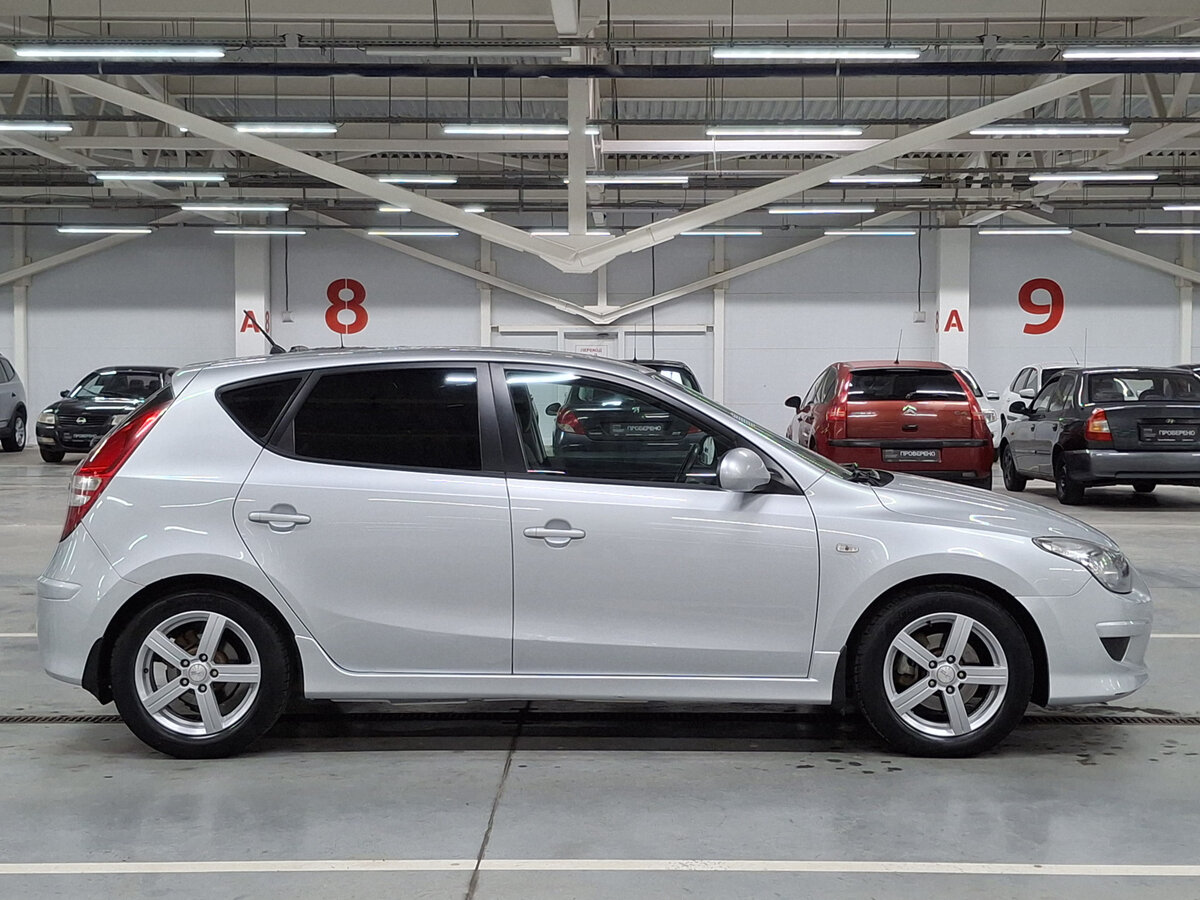 Hyundai i30 с пробегом — 2011 год. Фото: #3