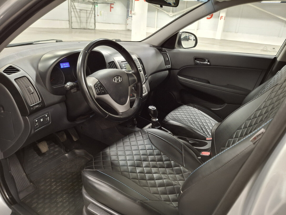 Hyundai i30 с пробегом — 2011 год. Фото: #14