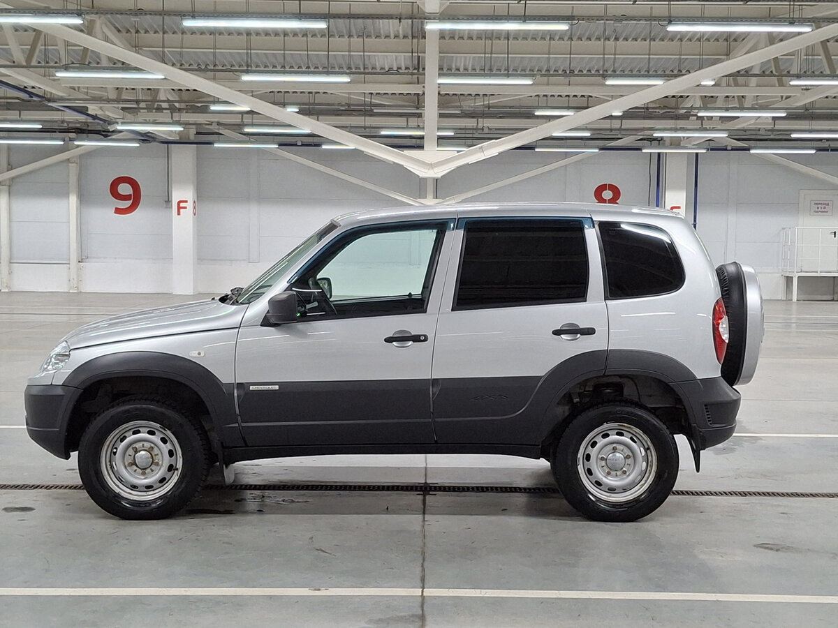 Chevrolet Niva с пробегом — 2018 год. Фото: #7