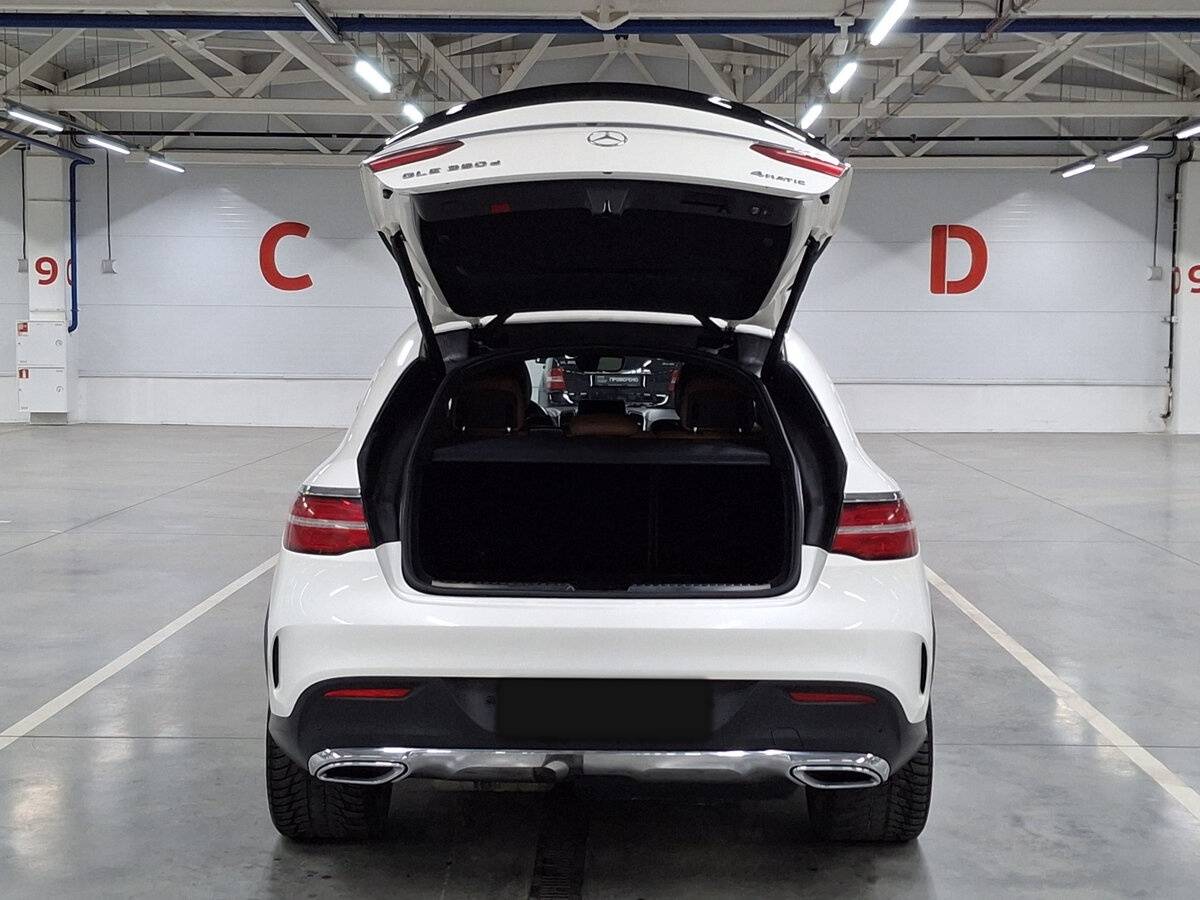 Mercedes-Benz GLE Coupe с пробегом — 2018 год. Фото: #9