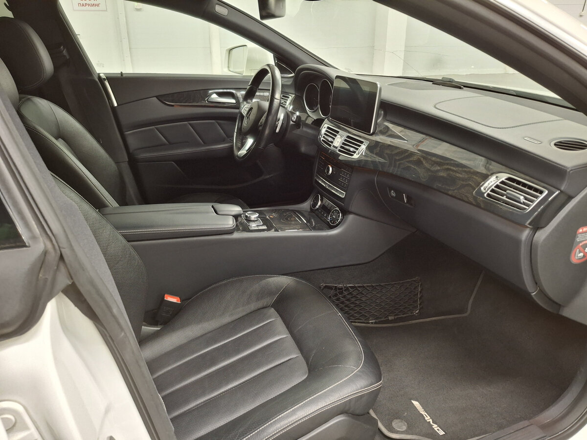 Mercedes-Benz CLS с пробегом — 2017 год. Фото: #10