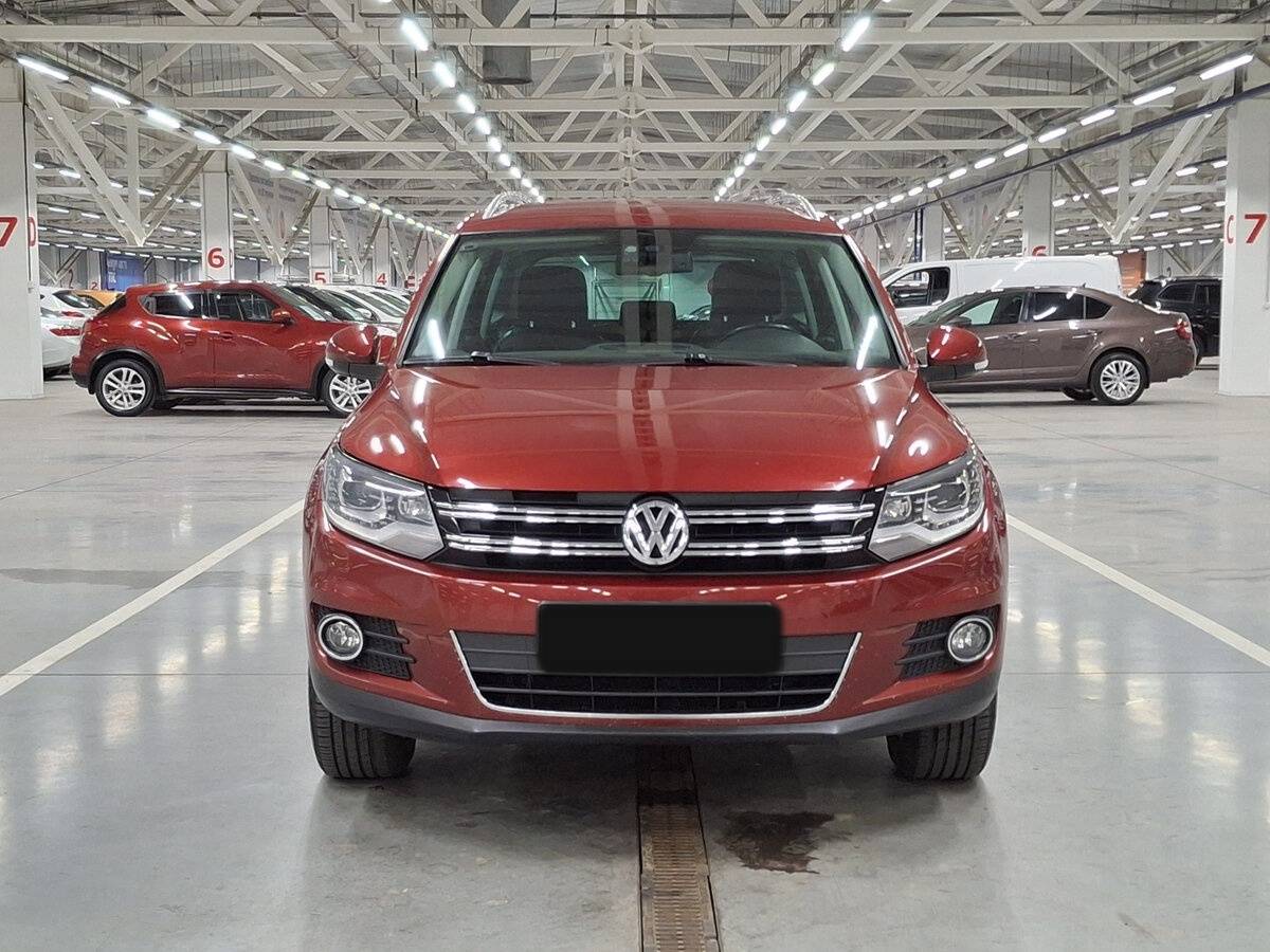 Volkswagen Tiguan с пробегом — 2011 год. Фото: #1