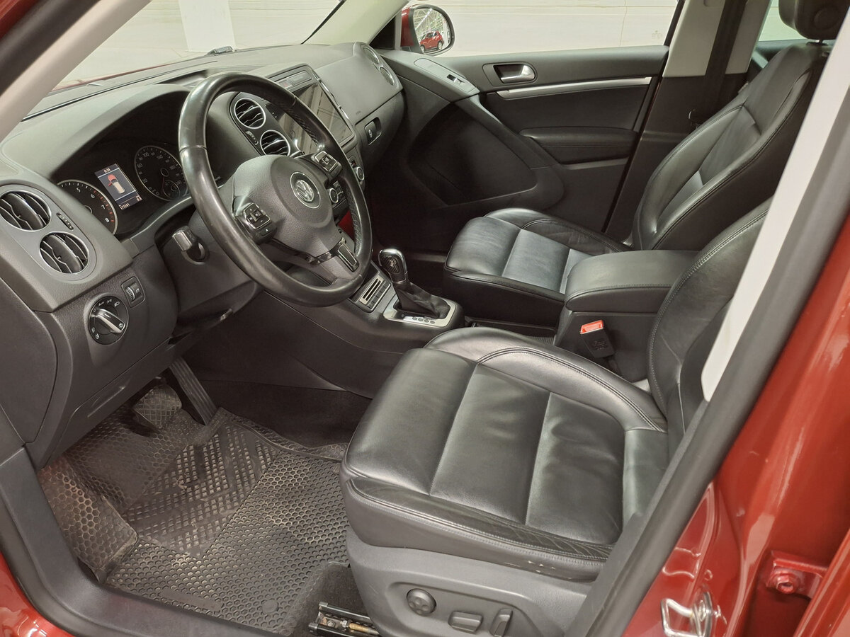 Volkswagen Tiguan с пробегом — 2011 год. Фото: #15